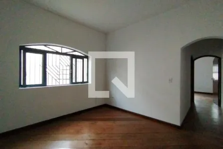 Casa com 2 Quartos à venda, 180m² no Vila Santa Isabel, São Paulo