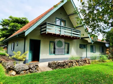 Fazenda/Sítio com 5 Quartos à venda, 212m² no Campo do Monteiro, São Bento do Sapucaí
