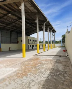 Galpão/Depósito/Armazém com 5 Quartos para alugar, 1000m² no Vale Encantado, Macaé