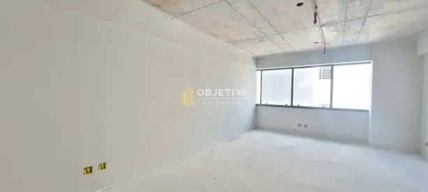Sala Comercial para alugar, 31m² no Floresta, Porto Alegre