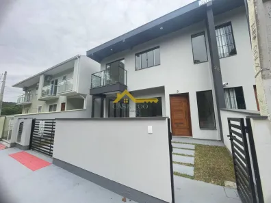 Sobrado com 3 Quartos à venda, 115m² no Forquilhas, São José