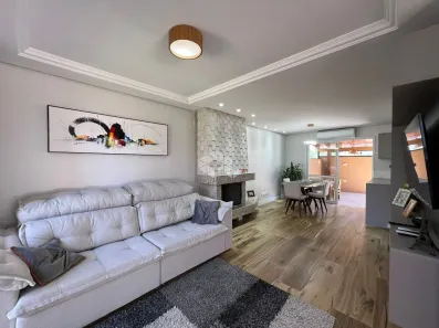 Casa de Condomínio com 3 Quartos à venda, 176m² no Hípica, Porto Alegre