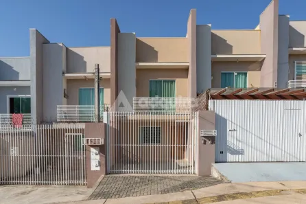 Sobrado com 3 Quartos à venda, 79m² no Ronda, Ponta Grossa