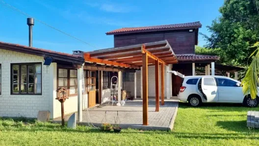 Casa de Condomínio com 5 Quartos à venda, 120m² no Lagoa Country Club, Cidreira