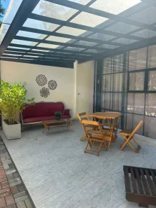 Casa de Condomínio com 2 Quartos para alugar, 120m² no Granja Viana, Cotia