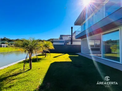 Casa de Condomínio com 3 Quartos à venda, 241m² no Pedra Branca, Palhoça
