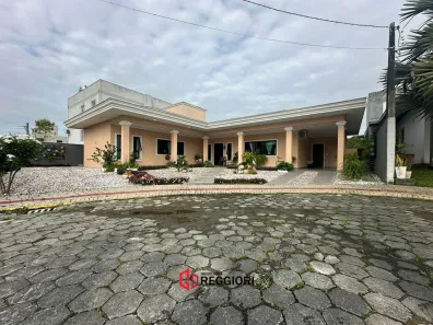 Casa de Condomínio com 3 Quartos à venda, 210m² no , Balneário Piçarras