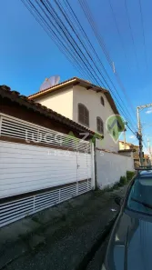 Sobrado com 3 Quartos à venda, 218m² no Jardim Emília, Jacareí