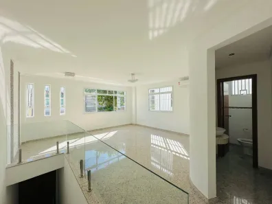 Casa com 4 Quartos à venda, 190m² no Embaré, Santos