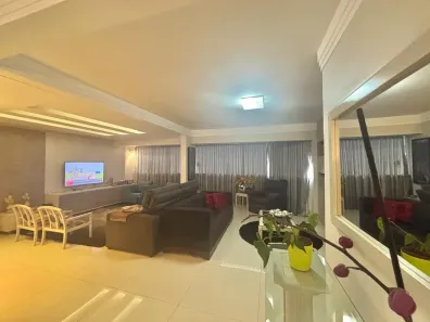 Apartamento com 3 Quartos à venda, 230m² no Vila Santo Antônio, Rio Verde