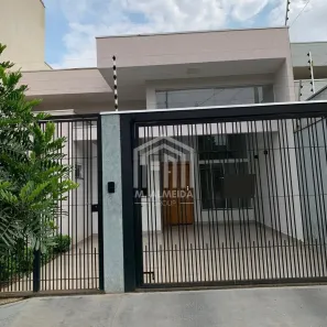 Casa com 3 Quartos à venda, 95m² no Jardim Petrópolis, Maringá