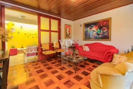 Casa com 3 Quartos à venda, 265m² no Vila Ipiranga, Porto Alegre