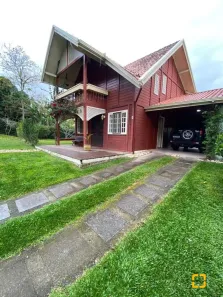 Casa de Condomínio com 3 Quartos à venda, 200m² no Cacupé, Florianópolis