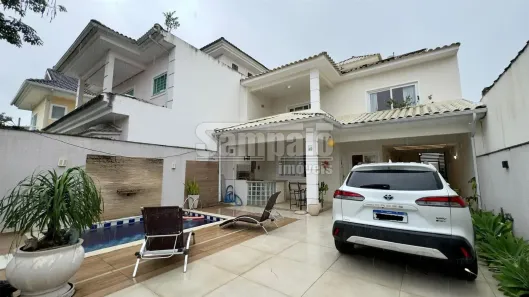 Casa de Condomínio com 3 Quartos à venda, 225m² no Campo Grande, Rio de Janeiro