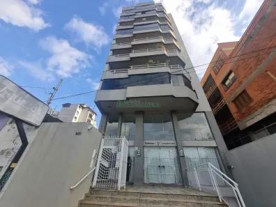 Apartamento com 3 Quartos para alugar, 115m² no Nossa Senhora de Lourdes, Caxias do Sul