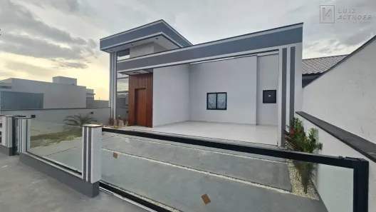 Casa com 3 Quartos à venda, 123m² no Barra do Aririú, Palhoça