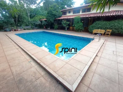 Casa de Condomínio com 4 Quartos à venda, 450m² no Cidade Jardim, Uberlândia