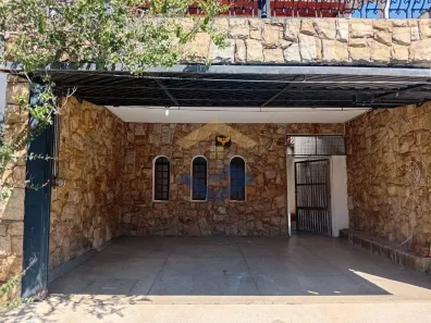 Casa com 3 Quartos à venda, 200m² no Parque Cidade Jardim II, Jundiaí