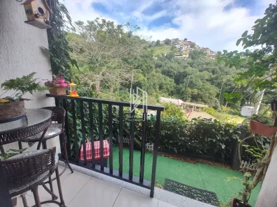 Apartamento com 2 Quartos à venda, 68m² no Samambaia, Petrópolis
