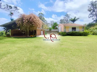 Casa de Condomínio com 4 Quartos à venda, 450m² no Itaipava, Petrópolis