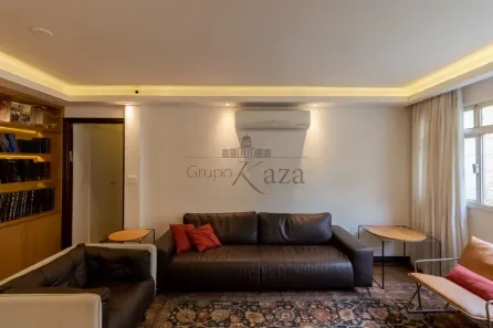 Apartamento com 3 Quartos à venda, 140m² no Cerqueira César, São Paulo