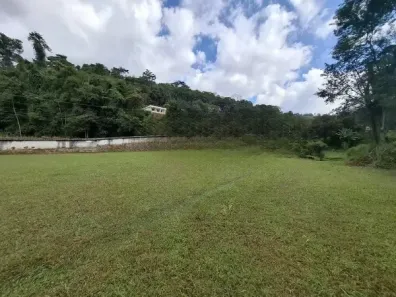 Fazenda/Sítio com 4 Quartos à venda, 490m² no Pessegueiros, Teresópolis