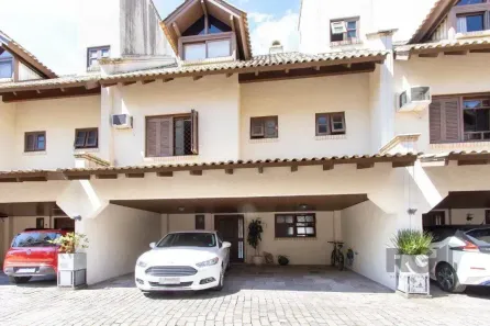 Casa de Condomínio com 3 Quartos à venda, 250m² no Vila Assunção, Porto Alegre