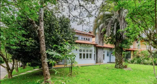 Casa de Condomínio com 5 Quartos à venda, 300m² no Cavalhada, Porto Alegre