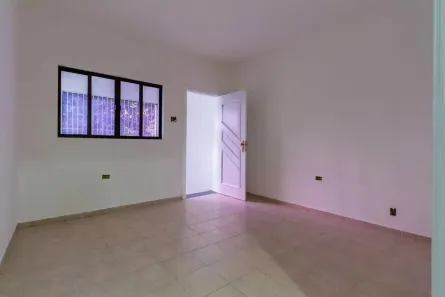 Casa com 3 Quartos à venda, 226m² no Vila Cordeiro, São Paulo