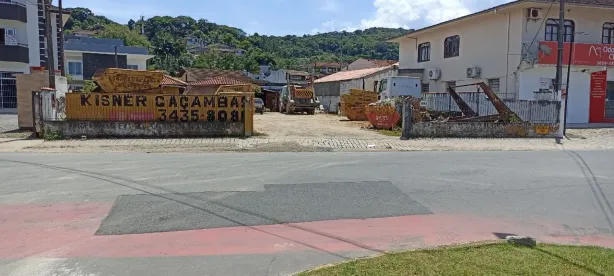 Lote/Terreno à venda, 100m² no Aventureiro, Joinville