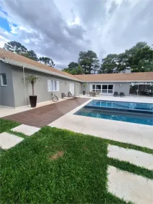 Casa com 4 Quartos para alugar, 700m² no Caraguatá, Mairiporã