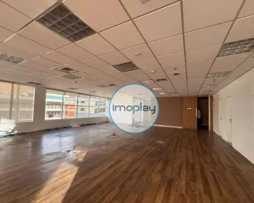 Sala Comercial para alugar, 204m² no Vila Olímpia, São Paulo