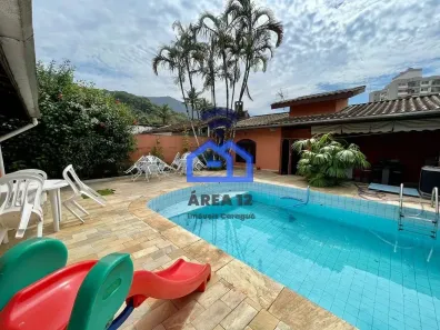 Sobrado com 4 Quartos à venda, 329m² no Jardim Bela Vista, Caraguatatuba
