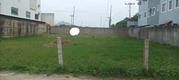Lote/Terreno à venda, 650m² no Ingleses do Rio Vermelho, Florianópolis