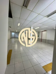 Prédio Comercial para alugar, 890m² no Santo Amaro, São Paulo