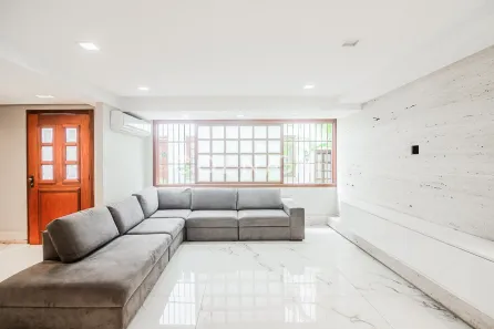 Casa de Condomínio com 3 Quartos à venda, 271m² no Três Figueiras, Porto Alegre