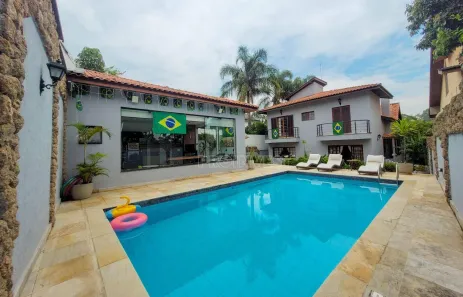 Casa de Condomínio com 4 Quartos à venda, 324m² no São Paulo II, Cotia
