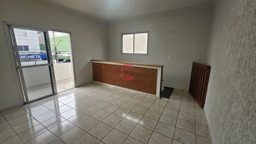Casa com 2 Quartos para alugar, 78m² no Vila Vianelo, Jundiaí