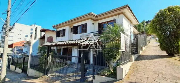 Casa com 3 Quartos à venda, 240m² no Centro, Passo Fundo