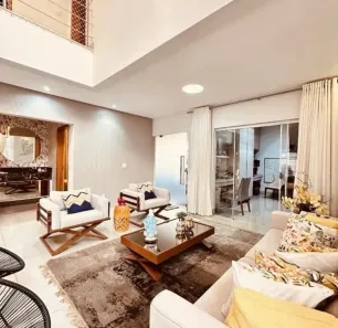Casa de Condomínio com 5 Quartos à venda, 226m² no Jardins Madri, Goiânia