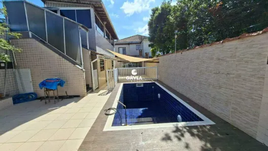 Sobrado com 3 Quartos à venda, 192m² no Vila Belmiro, Santos