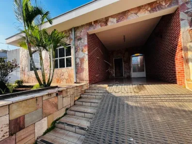 Casa com 3 Quartos para alugar, 228m² no Vila Trujillo, Sorocaba