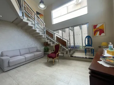 Sobrado com 3 Quartos à venda, 333m² no Jardim Leonor Mendes de Barros, São Paulo