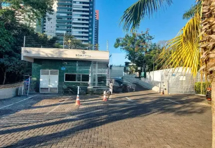 Apartamento com 3 Quartos para alugar, 145m² no Jardim Aclimação, Cuiabá