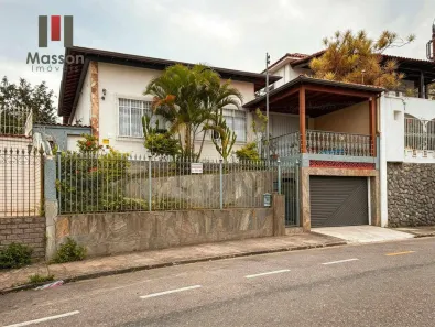 Casa com 3 Quartos à venda, 199m² no Jardim Glória, Juiz de Fora