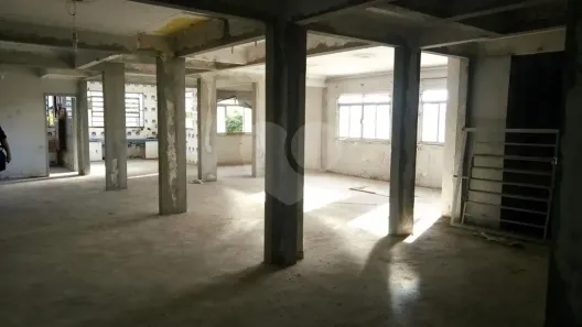 Galpão/Depósito/Armazém à venda, 1200m² no Cambuci, São Paulo