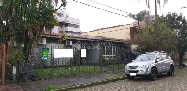 Casa com 3 Quartos à venda, 269m² no Jardim Itu, Porto Alegre