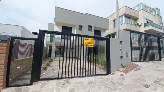Casa com 3 Quartos à venda, 115m² no Santa Lúcia, Caxias do Sul