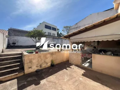 Casa com 5 Quartos à venda, 192m² no Manoel Valinhas, Divinópolis