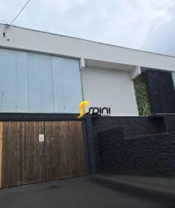 Imóvel Comercial com 4 Quartos para alugar, 320m² no Lídice, Uberlândia
